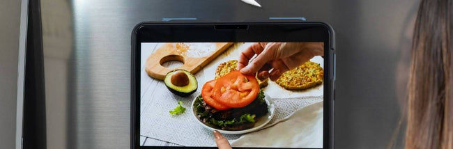 How to Turn Your iPad Into a Hands-Free Kitchen Display